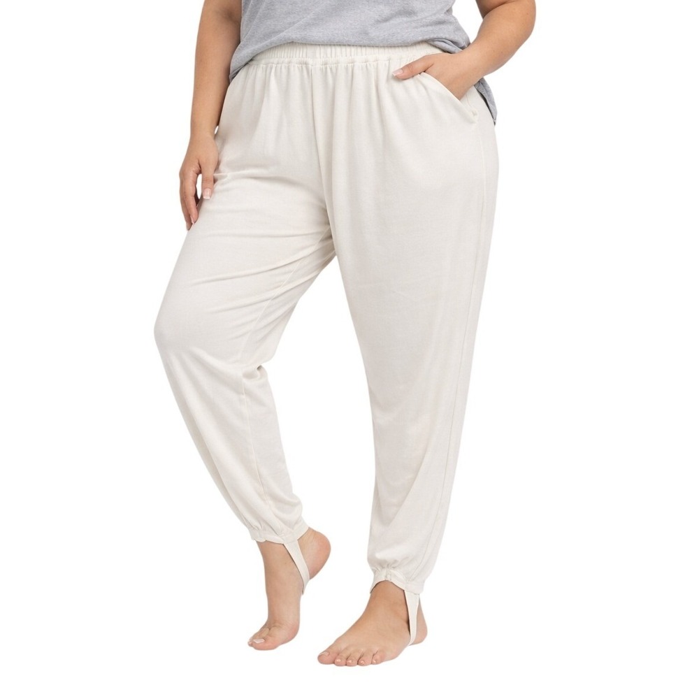 VTG Karen Scott Stirrup Pants Womens Short Length Cream Elastic Waist Size M New